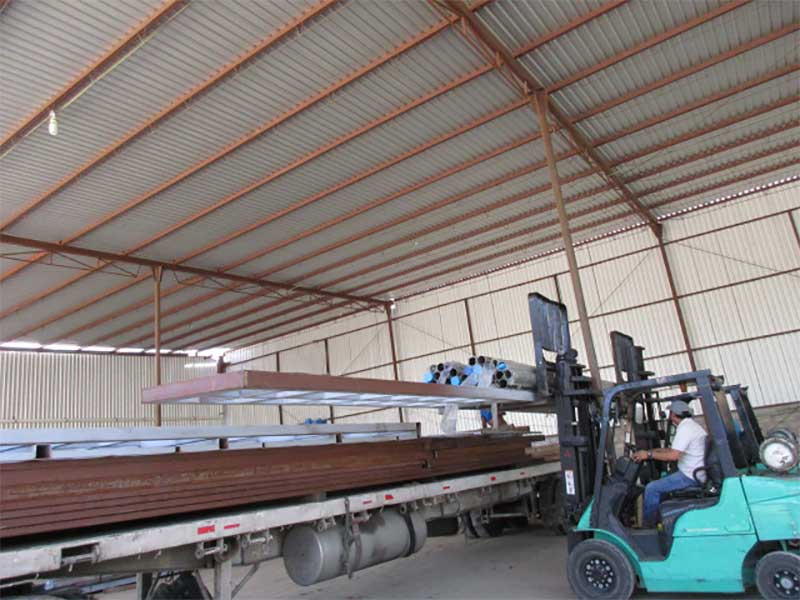 Low bed semi trailers